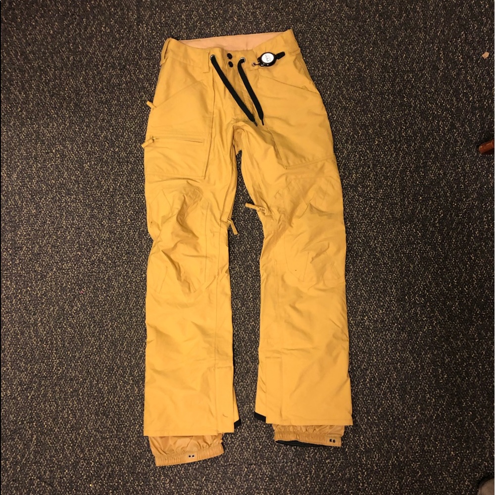 Ski/snowboard pants